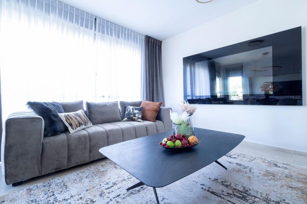 The Haneviim Suites - Isrentals Jerusalem Eksteriør bilde