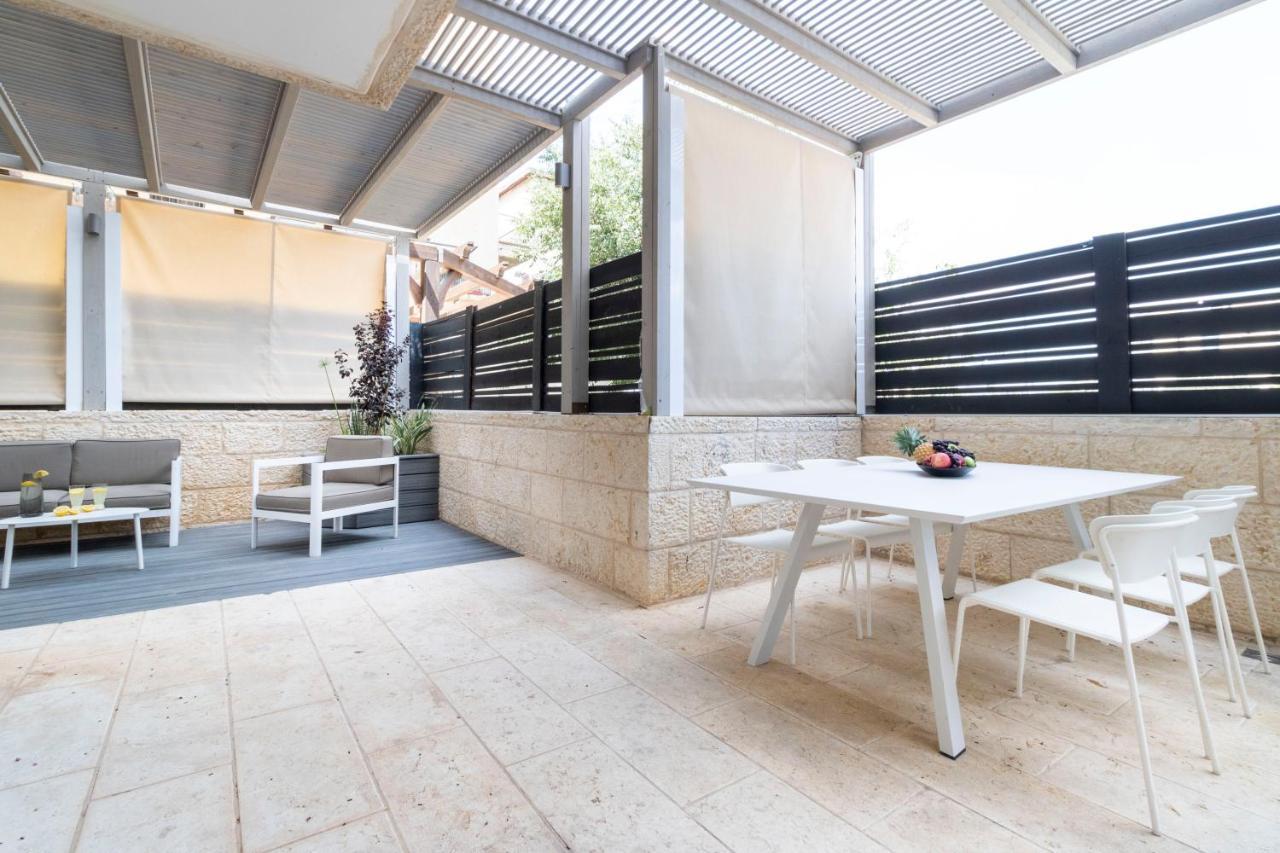 The Haneviim Suites - Isrentals Jerusalem Eksteriør bilde