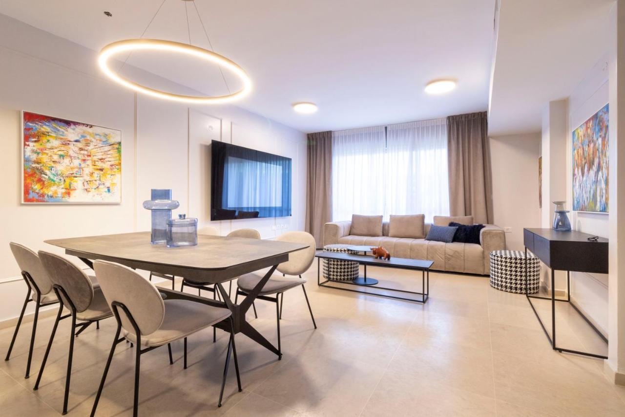 The Haneviim Suites - Isrentals Jerusalem Eksteriør bilde
