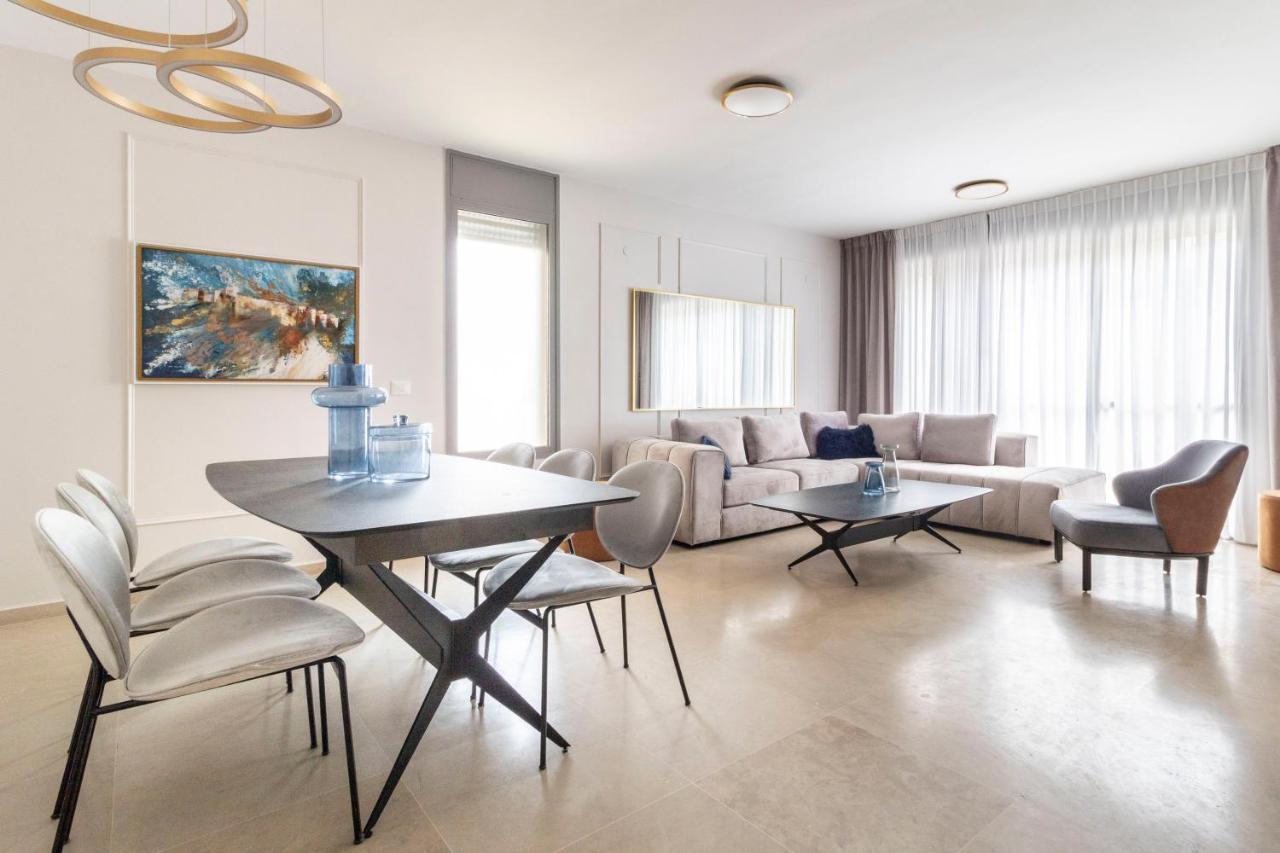 The Haneviim Suites - Isrentals Jerusalem Eksteriør bilde